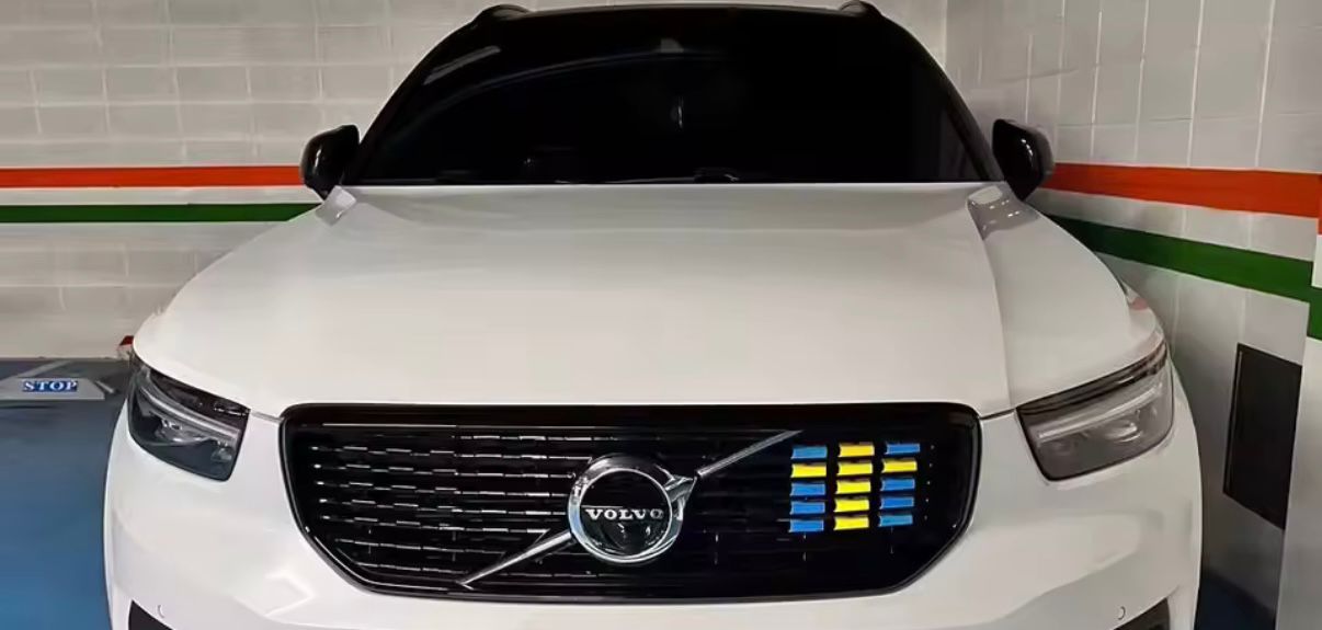 Volvo R-Design Grille Inserts – Swedish Flag Style Trim Clips (Multiple Set Options)