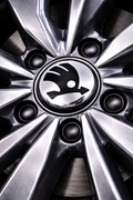 Skoda Wheel Center Caps 56mm – Black/Silver ( 4 Pack )